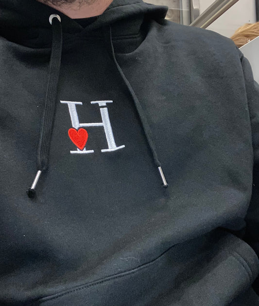 Sweat à Capuche Noir.