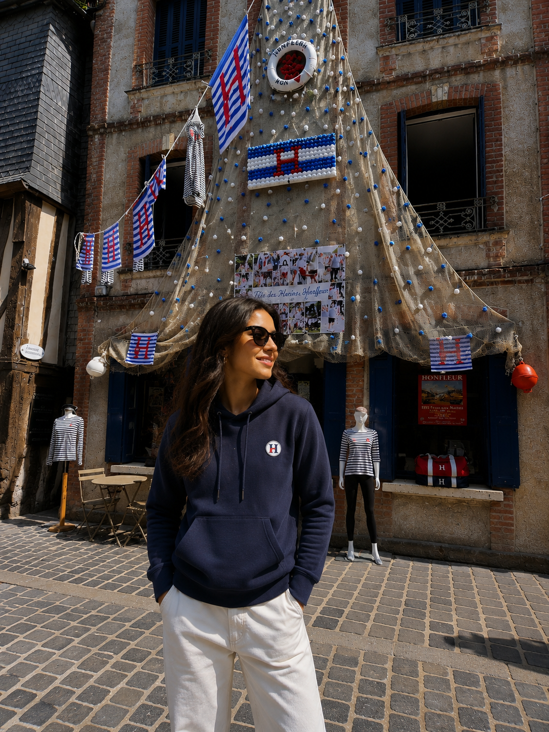 Sweat à Capuche Bleu Marine (Logo PVC)