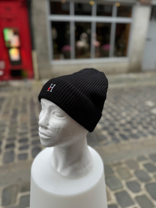 Bonnet Noir.